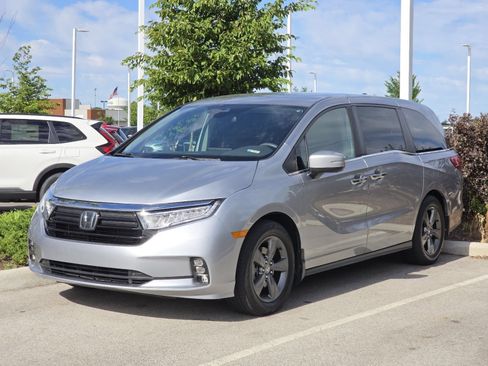 Certified 2021 Honda Odyssey EX image 4
