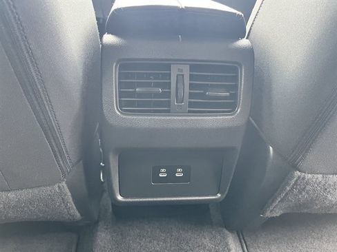 Used 2025 Nissan Rogue SV AWD/4WD image 43