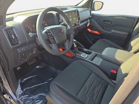 New 2026 Nissan Frontier PRO-4X w/ Tow Package AWD/4WD image 15