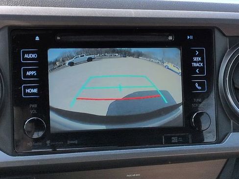 Used 2019 Toyota Tacoma TRD Sport image 27