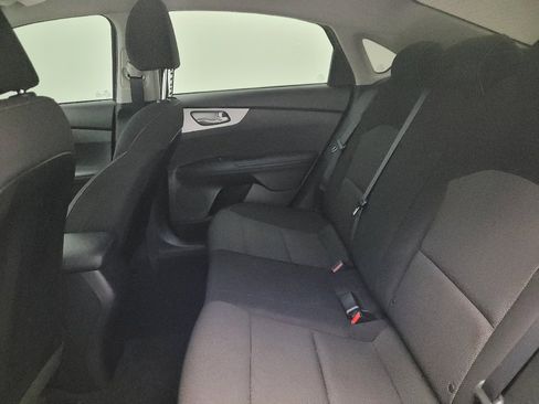 Used 2023 Kia Forte LXS FWD image 18