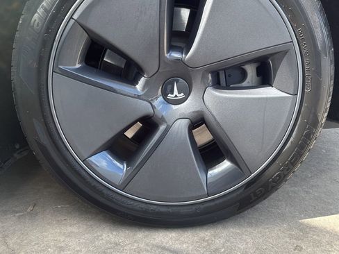 Used 2023 Tesla Model 3 Long Range image 23