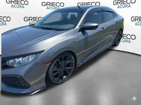 Used 2018 Honda Civic Sport image 2