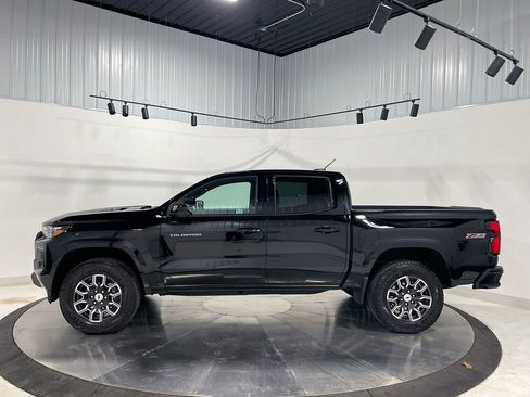 Used 2023 Chevrolet Colorado Z71 w/ Z71 Convenience Package 2 image 14