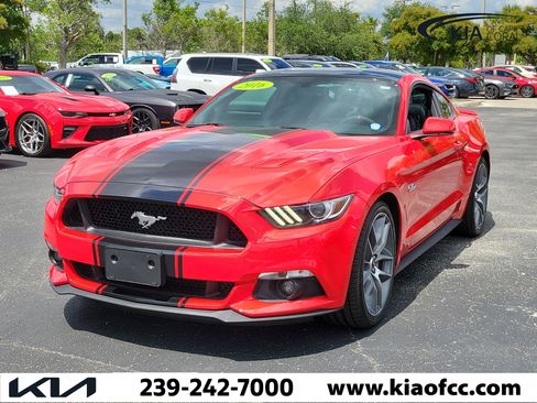 Used 2016 Ford Mustang GT Premium w/ Equipment Group 401A RWD image 8