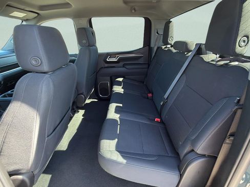 Used 2025 Chevrolet Silverado 1500 LT image 16