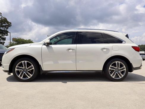 Used 2017 Acura MDX SH-AWD w/ Advance Package image 3