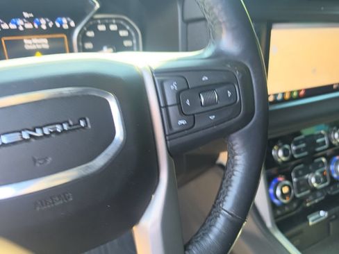 Used 2021 GMC Yukon Denali RWD image 20