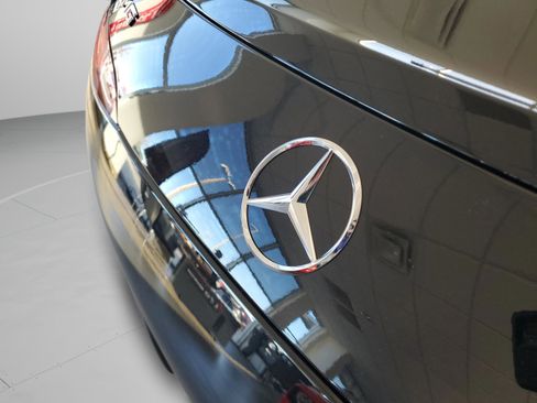 Used 2025 Mercedes-Benz SL 43 AMG image 5