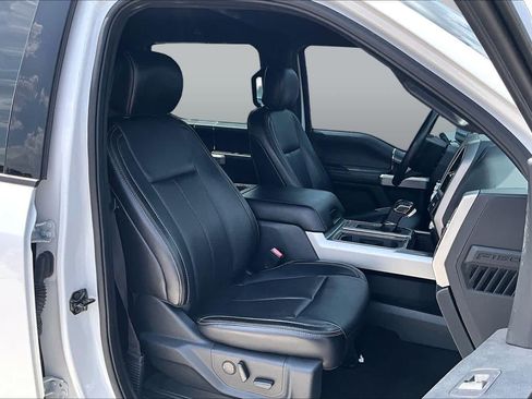 Used 2020 Ford F150 Lariat w/ Equipment Group 502A Luxury AWD/4WD image 9