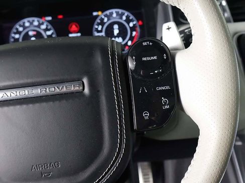 Used 2022 Land Rover Range Rover Sport SVR image 46