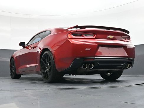 Used 2017 Chevrolet Camaro SS image 28