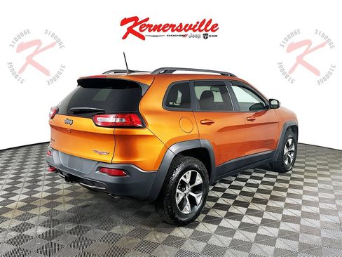 Used 2016 Jeep Cherokee Trailhawk w/ Trailer Tow Group image 7