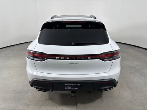 Certified 2025 Porsche Macan image 6