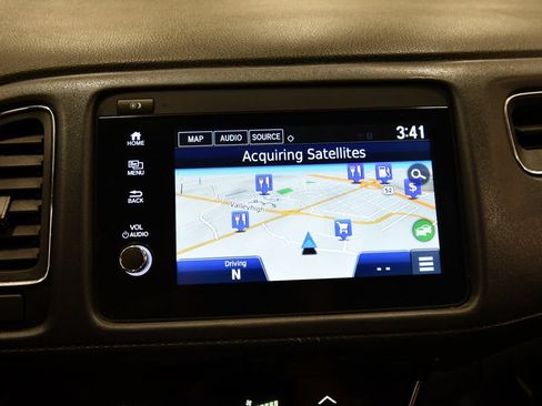 Certified 2020 Honda HR-V Touring image 24