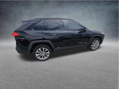 Used 2023 Toyota RAV4 XLE Premium FWD image 15
