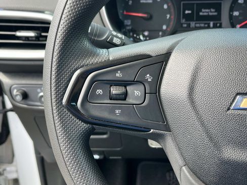 Used 2021 Chevrolet TrailBlazer LS image 29