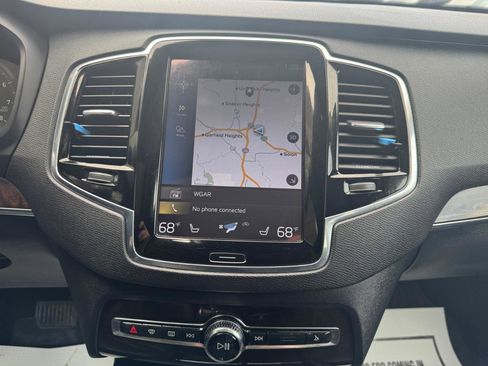 Used 2016 Volvo XC90 T6 Momentum w/ Momentum Plus Package image 13