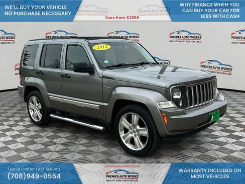 Used 2012 Jeep Liberty Limited Jet w/ Comfort/Convenience Group AWD/4WD image 3