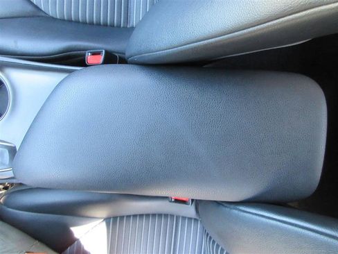 Used 2024 Toyota Camry SE FWD image 15