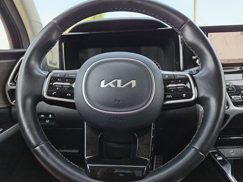 Used 2022 Kia Sorento EX AWD/4WD image 19