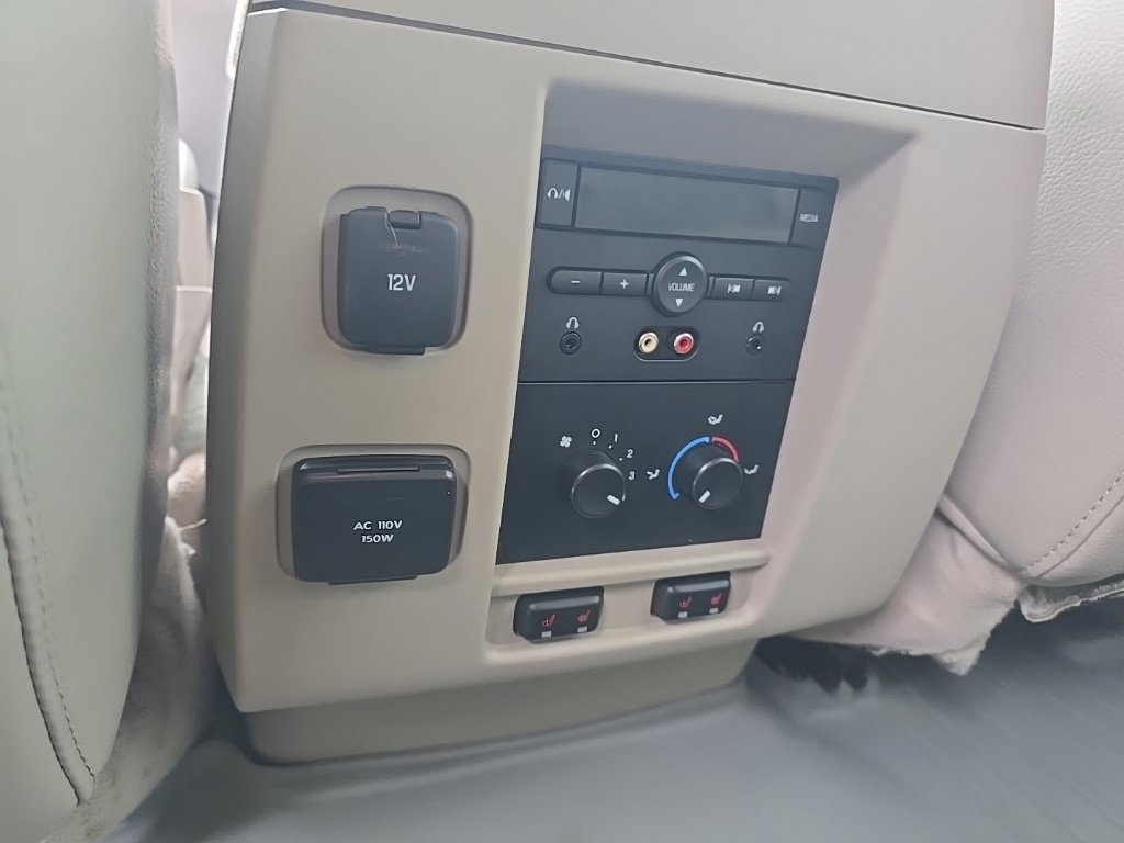 Used 2011 Ford Expedition Limited AWD/4WD image 21