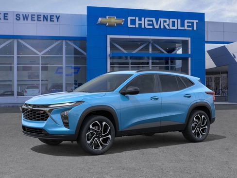 New 2026 Chevrolet Trax RS image 2