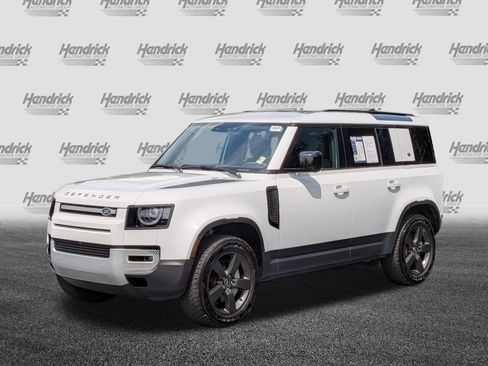 Used 2024 Land Rover Defender 110 S AWD/4WD image 5