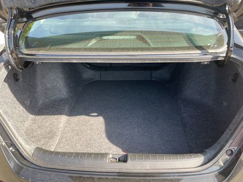 Used 2019 Honda Accord EX-L image 25