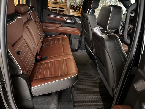 Used 2024 GMC Sierra 1500 Denali Ultimate image 34