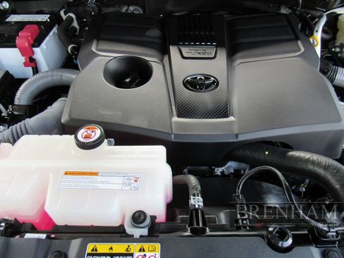Used 2024 Toyota Tundra SR5 w/ SR5 Convenience Package AWD/4WD image 12