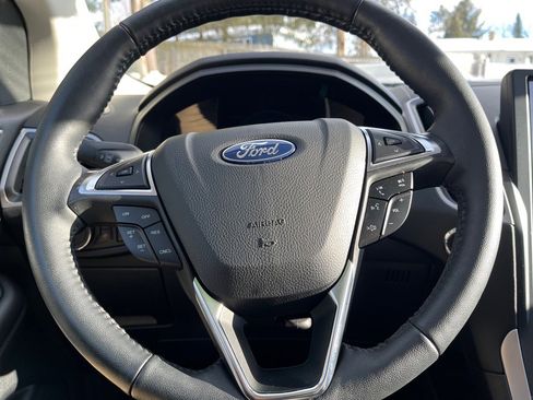 Used 2024 Ford Edge SEL w/ Convenience Package image 25