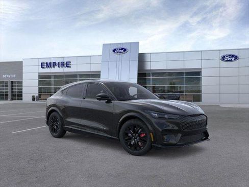 New 2025 Ford Mustang Mach-E Premium w/ Sport Appearance Package AWD/4WD image 7