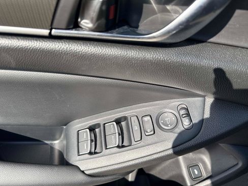 Certified 2022 Honda Accord Sport image 18
