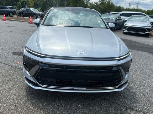 New 2025 Hyundai Sonata SEL image 2