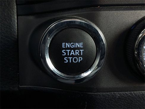 Used 2020 Toyota Tacoma TRD Sport image 19