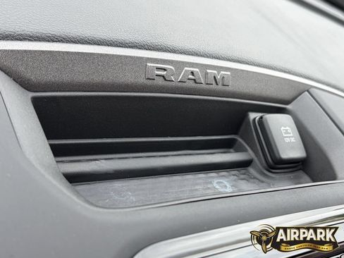New 2026 RAM 2500 Tradesman AWD/4WD image 22