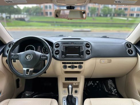 Used 2016 Volkswagen Tiguan S FWD image 14