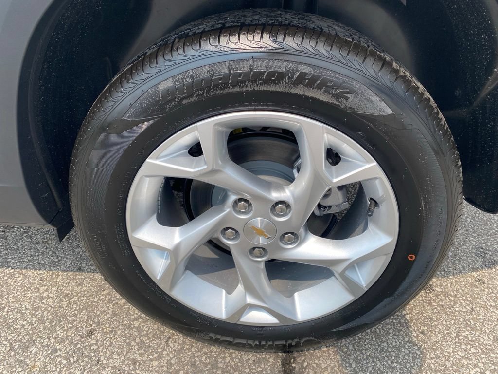 New 2026 Chevrolet Trax LS w/ LS Convenience Package FWD image 29