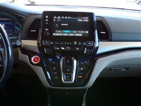 Used 2018 Honda Odyssey Elite image 41