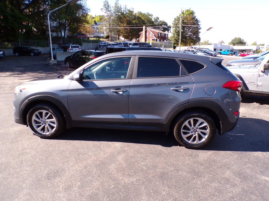Used 2018 Hyundai Tucson SE AWD/4WD image 13