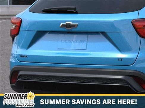 New 2026 Chevrolet Trax LT w/ Driver Confidence Package FWD image 14
