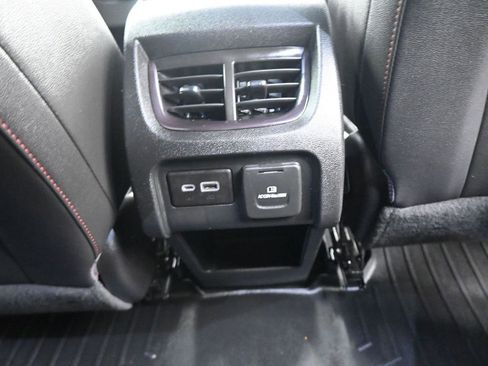 Used 2021 Chevrolet Blazer RS w/ Enhanced Convenience Package FWD image 16