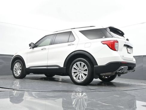 Used 2024 Ford Explorer Limited w/ Limited Technology Package AWD/4WD image 29