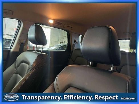 Used 2025 Nissan Pathfinder SL AWD/4WD image 20
