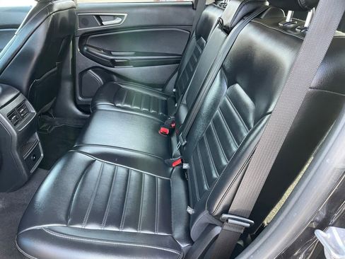 Used 2023 Ford Edge SEL image 6