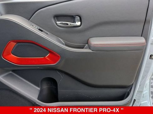 Certified 2024 Nissan Frontier PRO-4X w/ Off-Road Protection Package AWD/4WD image 38