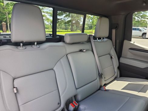 Certified 2025 GMC Sierra 1500 SLT w/ SLT Premium Plus Package AWD/4WD image 12