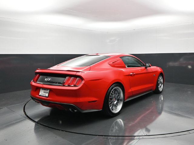 Used 2016 Ford Mustang GT Premium w/ Equipment Group 401A RWD image 8