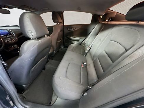 Used 2021 Chevrolet Malibu RS FWD image 26